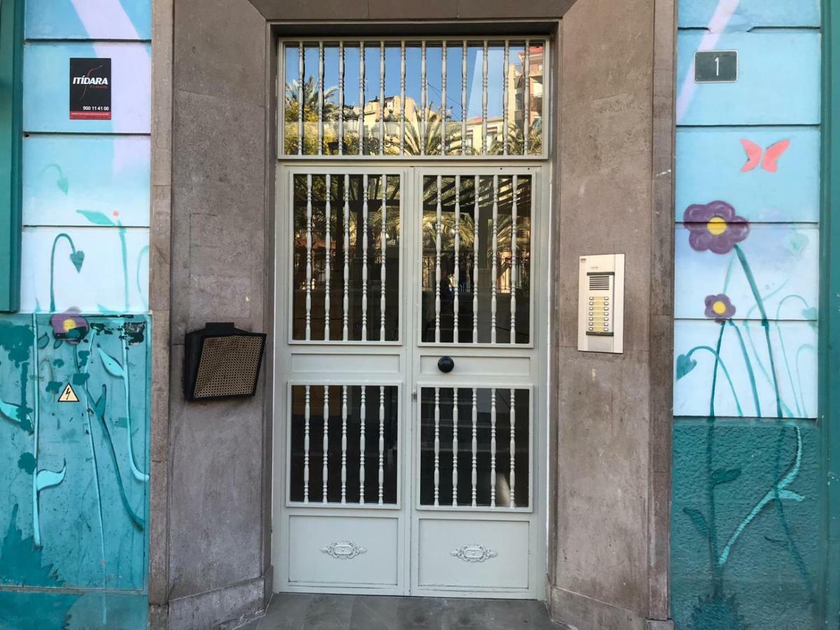 La Casa De Los Espejos Alicante Exteriör bild